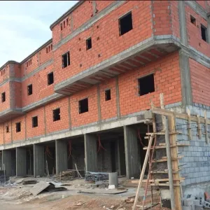 مقاول بناء عظم موثوق في اليمن وجميع محافظات اليمن