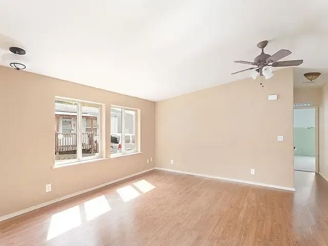 فني ترميم دهانات وديكورات باليمن:لتجديد منزلك بلمسة عصرية